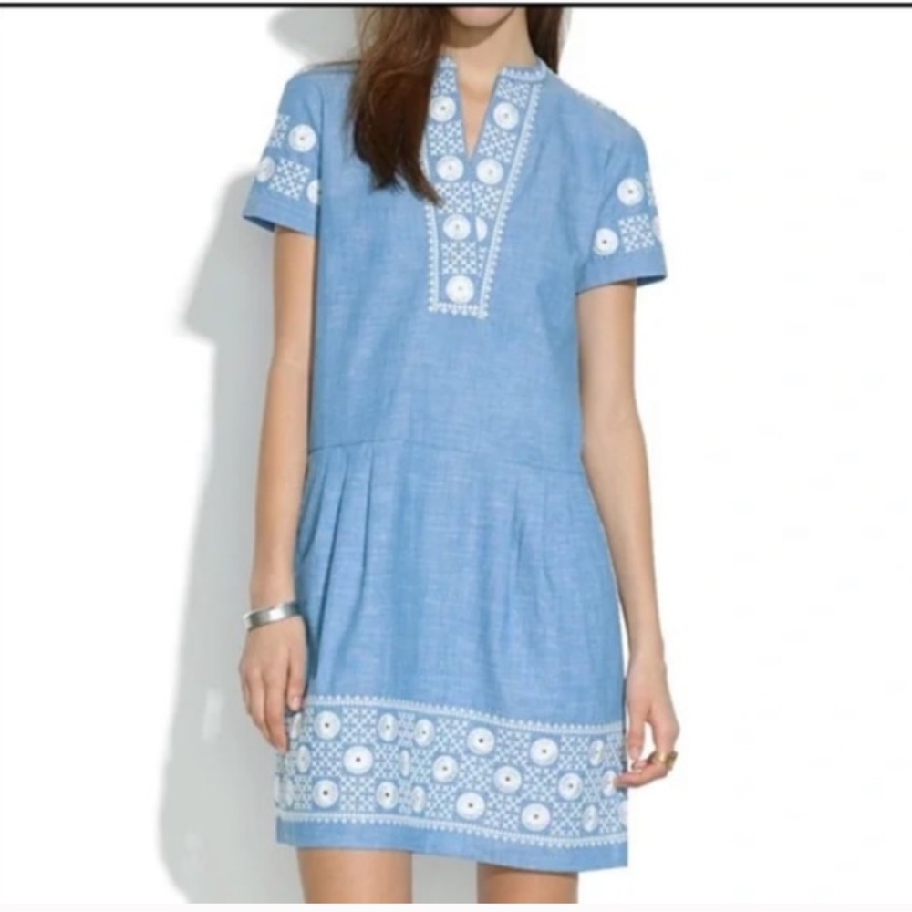 Madewell chambray Blue Short Sleeve Embroidered cotton Dress medium